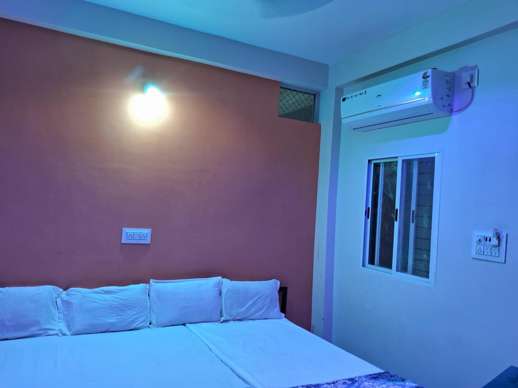 Shivlok Guest House Уджайн Екстериор снимка